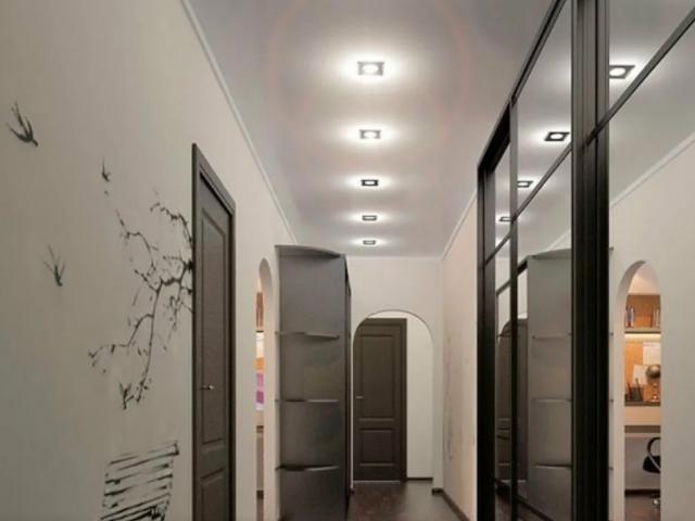 натяжной потолок в коридоре (76)