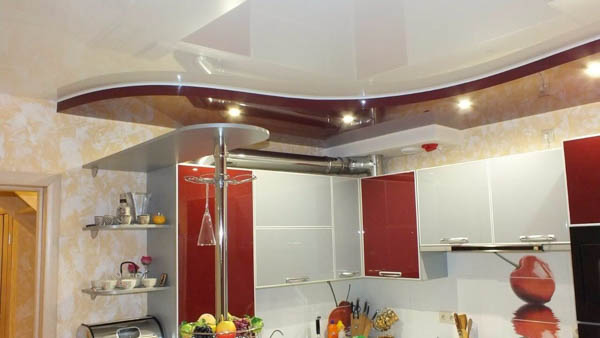 ПВХ-пленка потолок на кухне