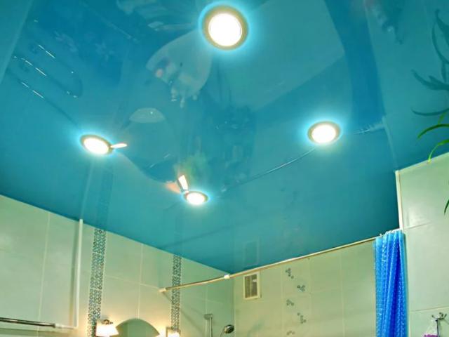 натяжной потолок в ванной комнате (10)