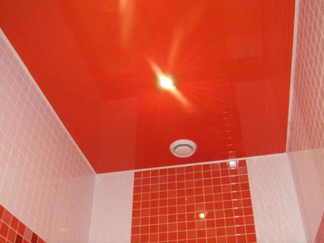 натяжной потолок в ванной комнате (5)