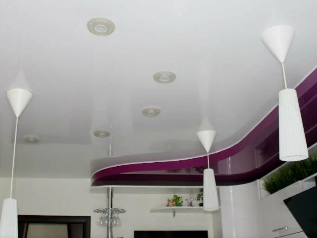 натяжной потолок на кухне (2)