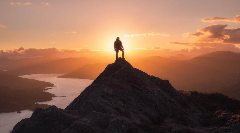 покорение вершин человек на самом пике